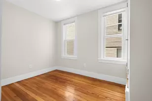 33 Browning Ave, Boston, MA 02124 - Photo 5