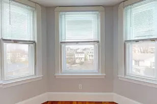 346 Chelsea St, Boston, MA 02128 - Photo 3