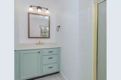 118 Lawrence St, Pepperell, MA 01463 - Photo 25