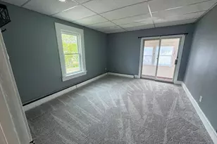 28 Vernon Ct, Fitchburg, MA 01420 - Photo 7