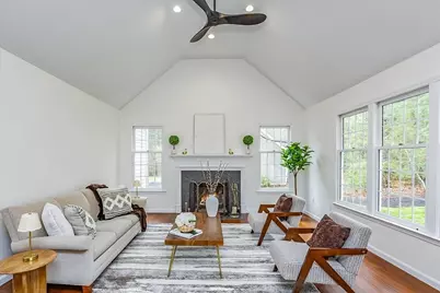 16 Shipley Cir, Westford, MA 01886 - Photo 9