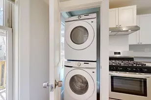 205 Chelsea St, Boston, MA 02128 - Photo 17