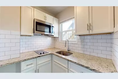 298-300 Meridian St #298 - 4, Boston, MA 02128 - Photo 11