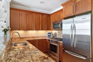 35 Rutherford Ave, Boston, MA 02129 - Photo 9