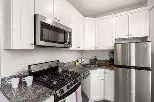 62 W Cedar St, Boston, MA 02114 - Photo 9