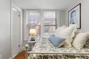 62 W Cedar St, Boston, MA 02114 - Photo 3