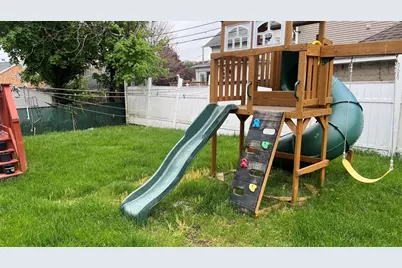 133 Puritan Ave, Worcester, MA 01604 - Photo 15