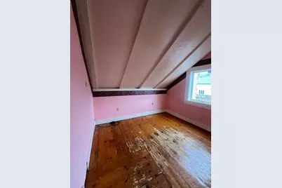 67 Delano St, New Bedford, MA 02744 - Photo 13