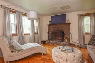 325 River St, Halifax, MA 02338 - Photo 9