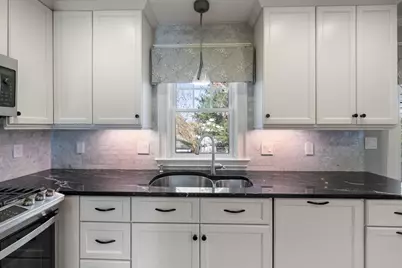 94 Grafton Ave, Milton, MA 02186 - Photo 19