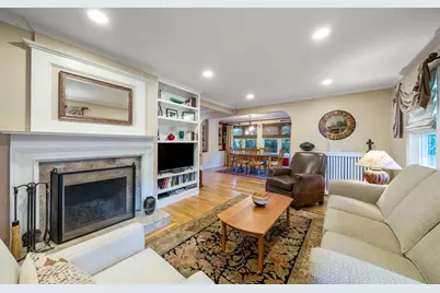 94 Grafton Ave, Milton, MA 02186 - Photo 9