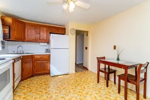 147 Glenellen Rd, Boston, MA 02132 - Photo 17