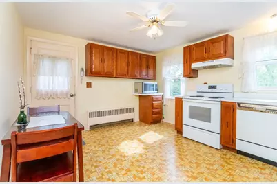 147 Glenellen Rd, Boston, MA 02132 - Photo 19