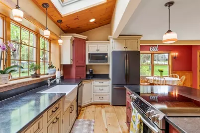 2 Knox Ave, Groveland, MA 01834 - Photo 13
