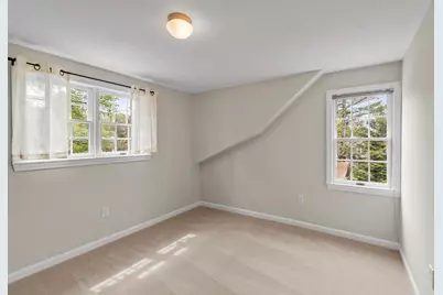 2 Knox Ave, Groveland, MA 01834 - Photo 35