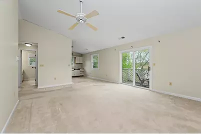 621 S Main St #C, Haverhill, MA 01835 - Photo 5
