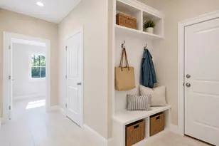 10 Homes Ave, Franklin, MA 02038 - Photo 17