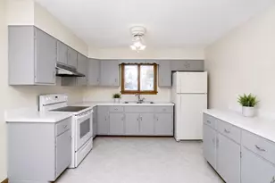 3 Mary Lyon Dr, South Hadley, MA 01075 - Photo 13