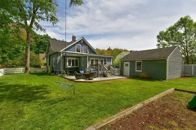 105 Edgewood Ave, Longmeadow, MA 01106 - Photo 27