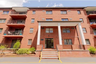 16 Winter St #42C, Waltham, MA 02451 - Photo 3