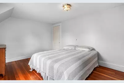 122 S Walker St, Lowell, MA 01851 - Photo 25