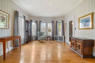 122 S Walker St, Lowell, MA 01851 - Photo 23