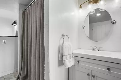 122 S Walker St, Lowell, MA 01851 - Photo 33