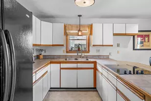 122 S Walker St, Lowell, MA 01851 - Photo 29