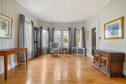 122 S Walker St, Lowell, MA 01851 - Photo 9