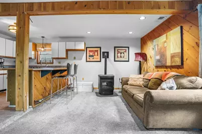 122 S Walker St, Lowell, MA 01851 - Photo 17