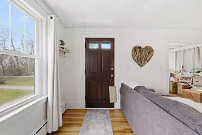 17 Upland Ave, Webster, MA 01570 - Photo 7