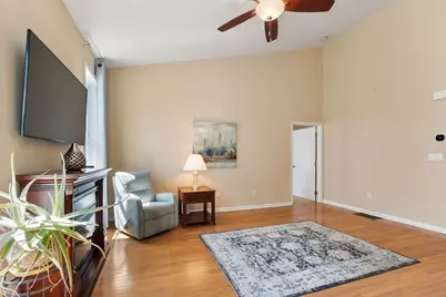 2 Hopkins Cir #2, Methuen, MA 01844 - Photo 9