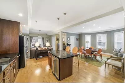 5 Mount Vernon St #2, Boston, MA 02125 - Photo 5
