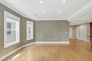 5 Mount Vernon St, Boston, MA 02125 - Photo 29