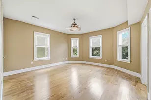 5 Mount Vernon St, Boston, MA 02125 - Photo 13