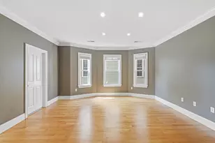 5 Mount Vernon St, Boston, MA 02125 - Photo 11