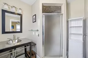 5 Mount Vernon St, Boston, MA 02125 - Photo 17