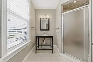 5 Mount Vernon St, Boston, MA 02125 - Photo 17