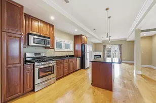 5 Mount Vernon St, Boston, MA 02125 - Photo 3