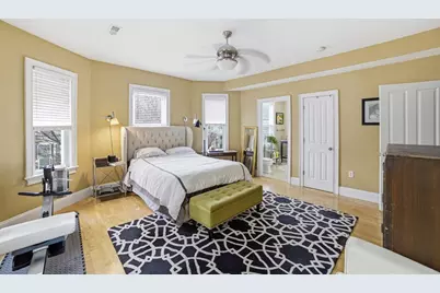 5 Mount Vernon St #2, Boston, MA 02125 - Photo 11