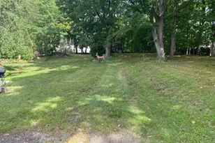 27 A-B Grafton St, Millbury, MA 01527 - Photo 3
