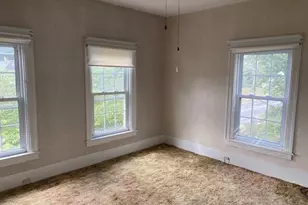 27 A-B Grafton St, Millbury, MA 01527 - Photo 15
