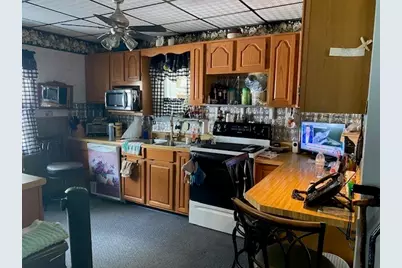 27 A-B Grafton St, Millbury, MA 01527 - Photo 7
