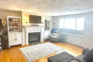 28 Evergreen Ave, Waltham, MA 02453 - Photo 1