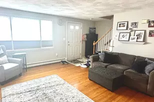 28 Evergreen Ave, Waltham, MA 02453 - Photo 3