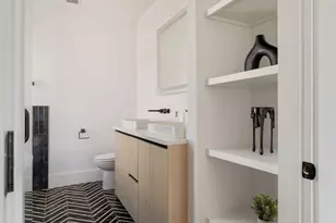 30-32 Condor St, Boston, MA 02128 - Photo 25