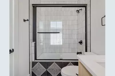 30-32 Condor St #5, Boston, MA 02128 - Photo 29