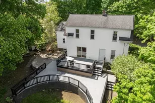 36 Chestnut St, Marlborough, MA 01752 - Photo 27