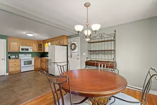 204 Nashua Rd, Billerica, MA 01862 - Photo 17