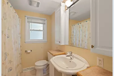 204 Nashua Rd, Billerica, MA 01862 - Photo 31